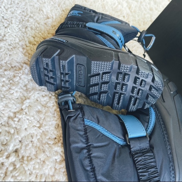 Sorel Resistant Snow Boot - Picture 5 of 6